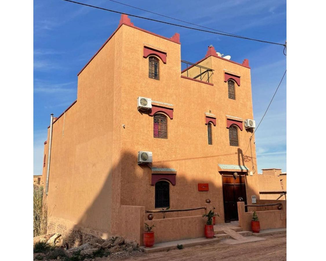 Riad Tazawa Ibrahene Esterno foto