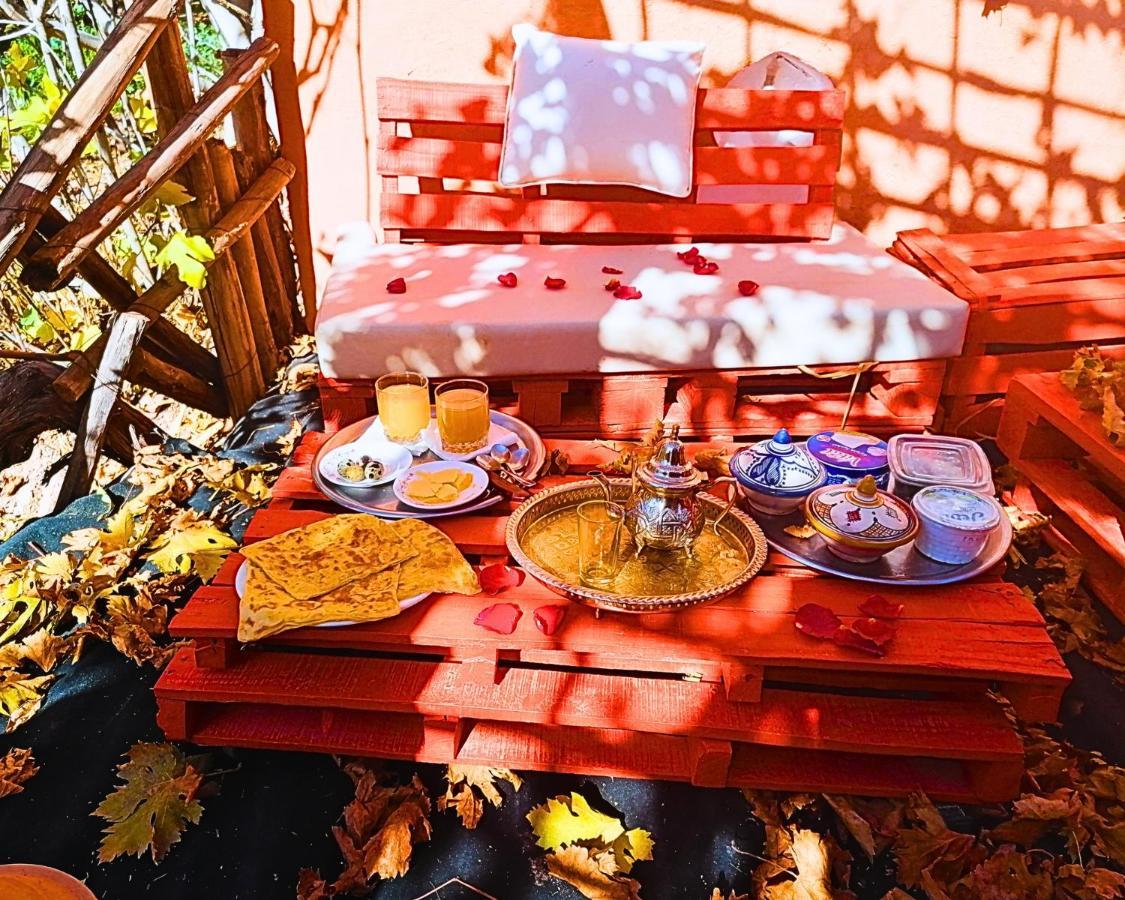 Riad Tazawa Ibrahene Esterno foto