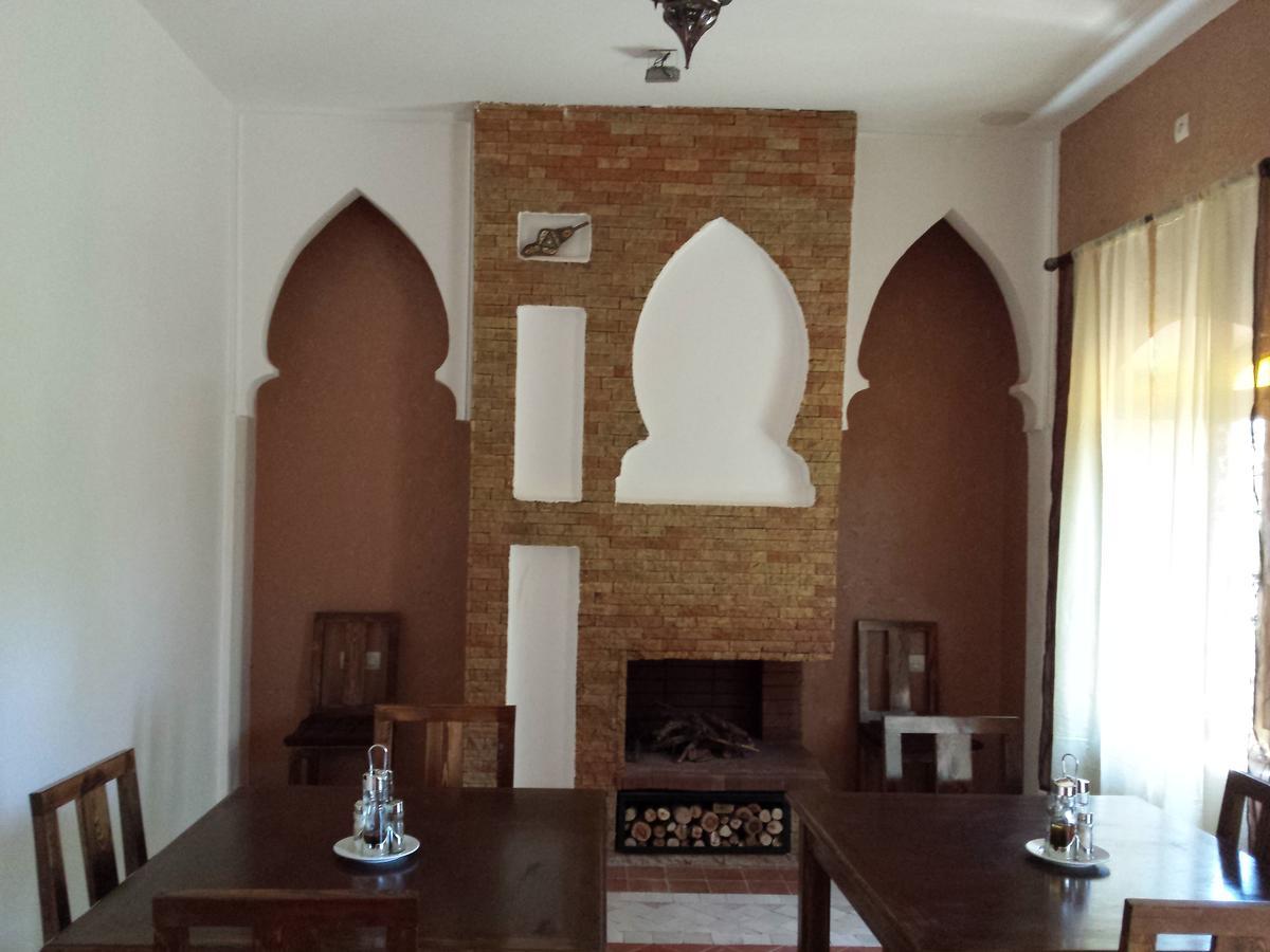 Riad Tazawa Ibrahene Esterno foto