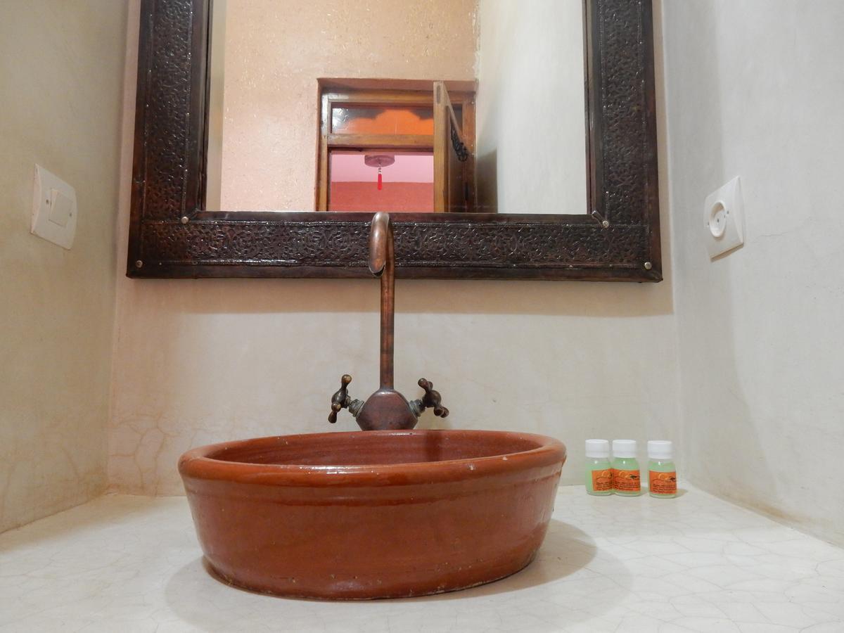 Riad Tazawa Ibrahene Esterno foto